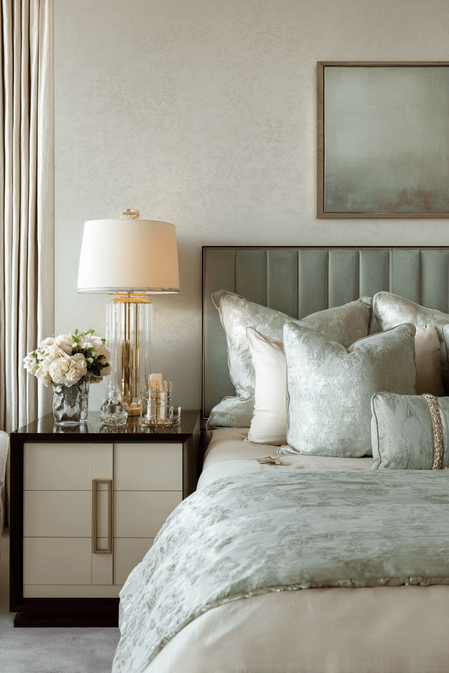 27 Sage Green and Cream Bedroom Ideas That Feel Soft, Calm, and Beautifully Cozy